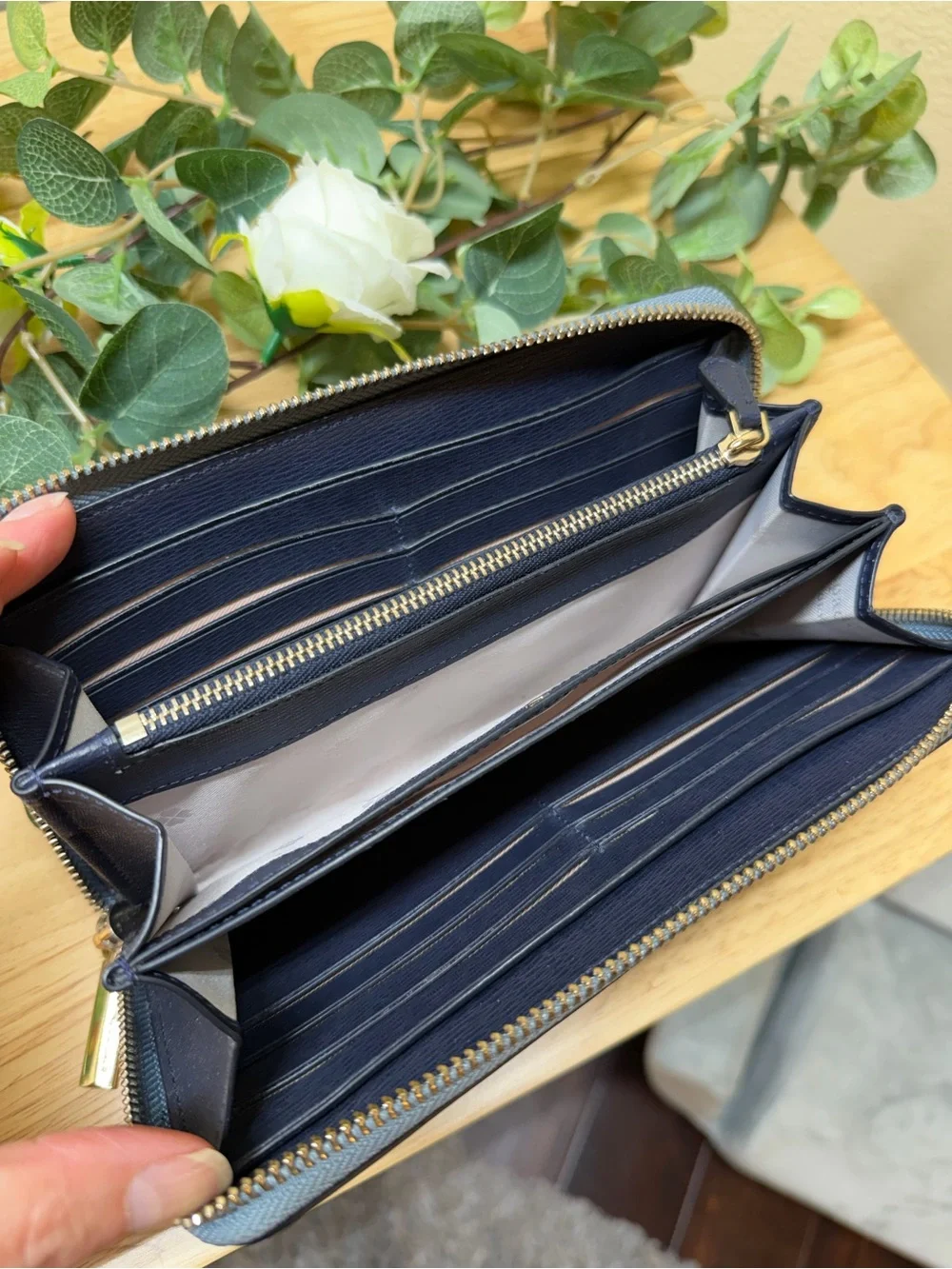 Katr Spade Zip Around Wallet